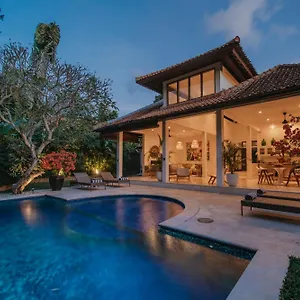 Eight Villa